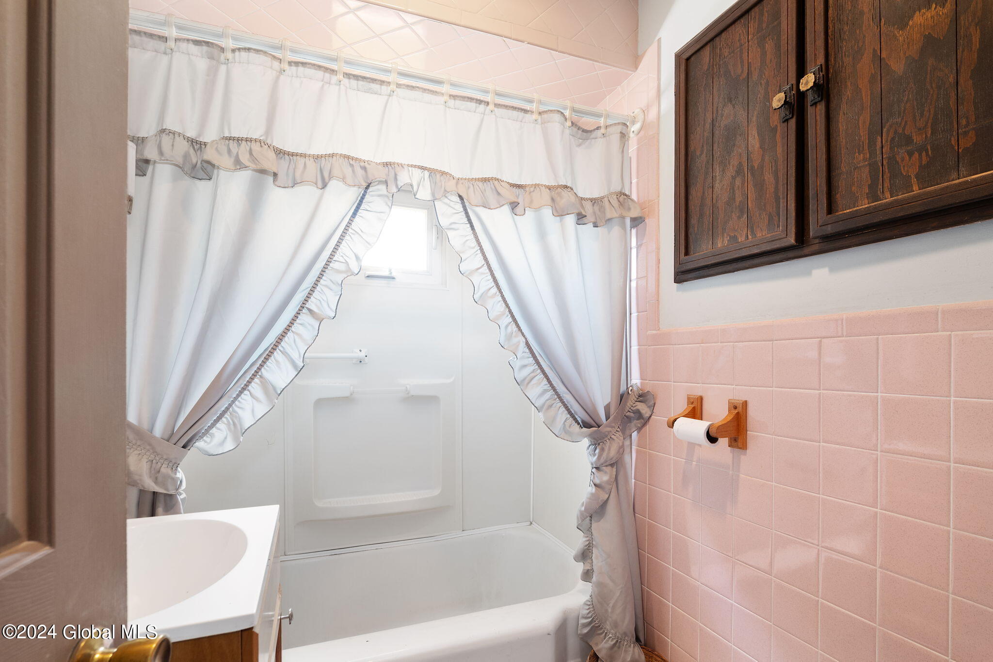 2061 Cardiff Road Rotterdam, NY 12303 - Photo 18 of 34 18