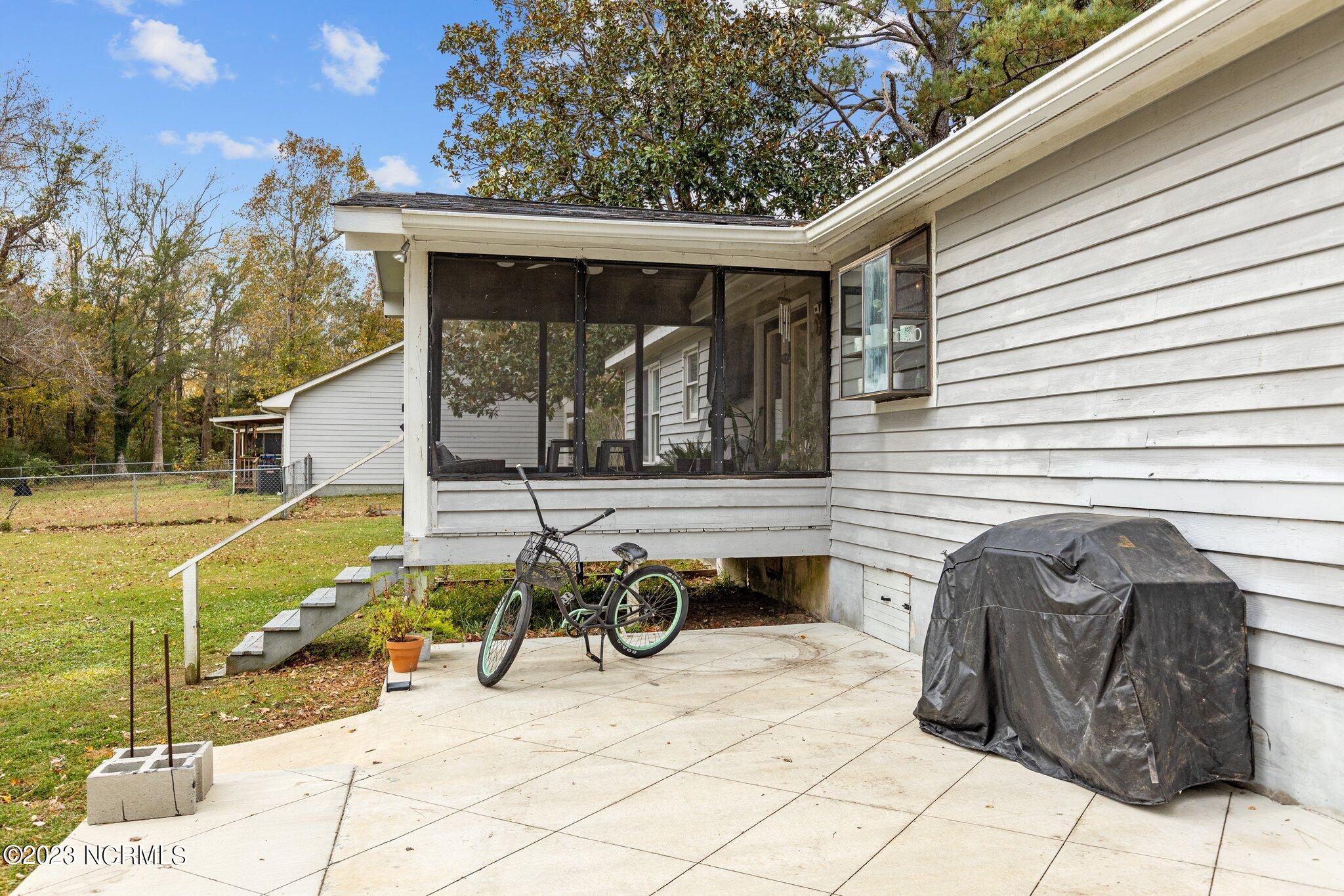 3207 Old Gate Road Morehead City, NC 28557 - Photo 39 of 53 39-web-or-mls-1S3A3810