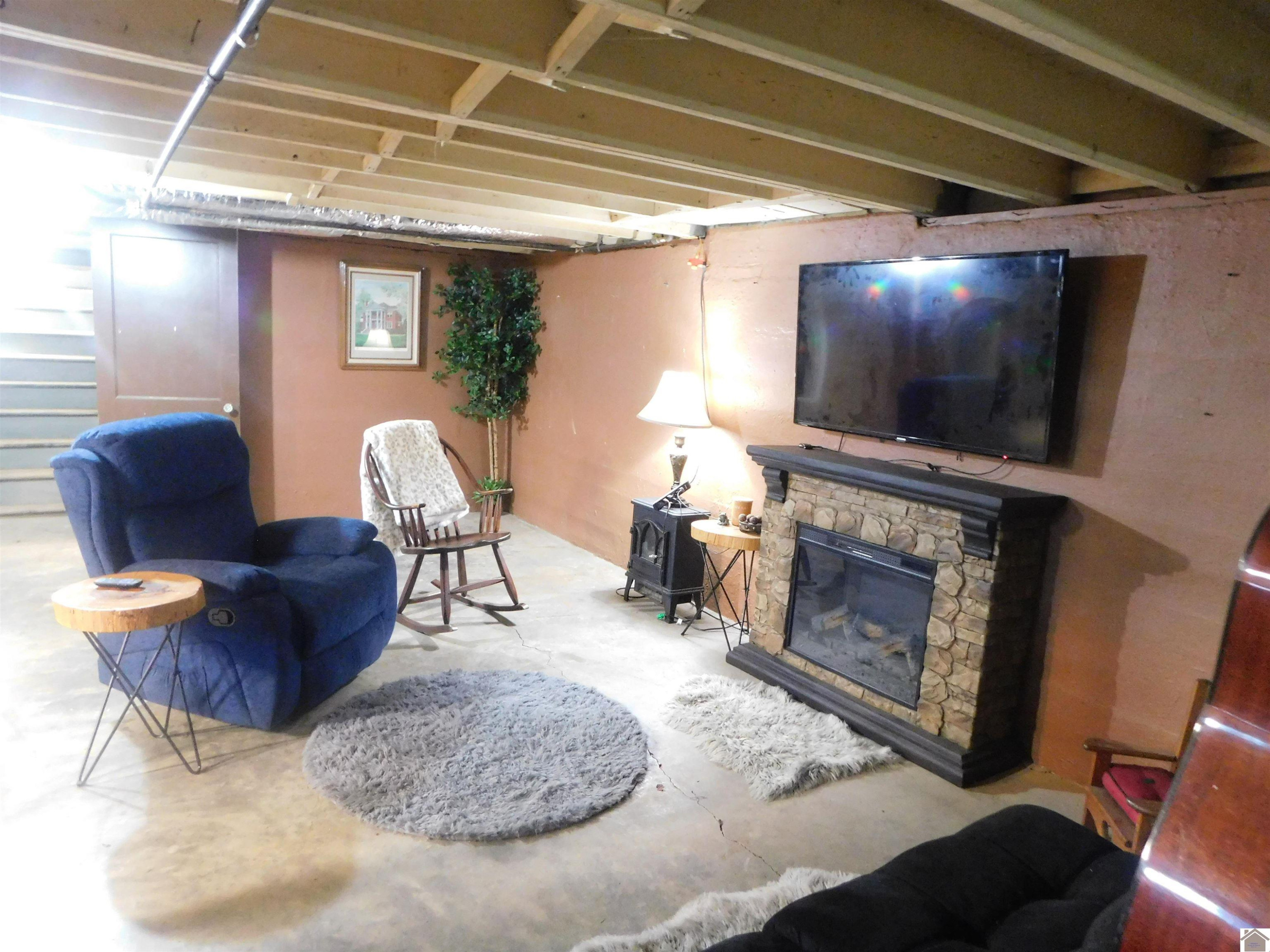 4075 Radio Road Almo, KY 42020 - Photo 20 of 29 Photo 20