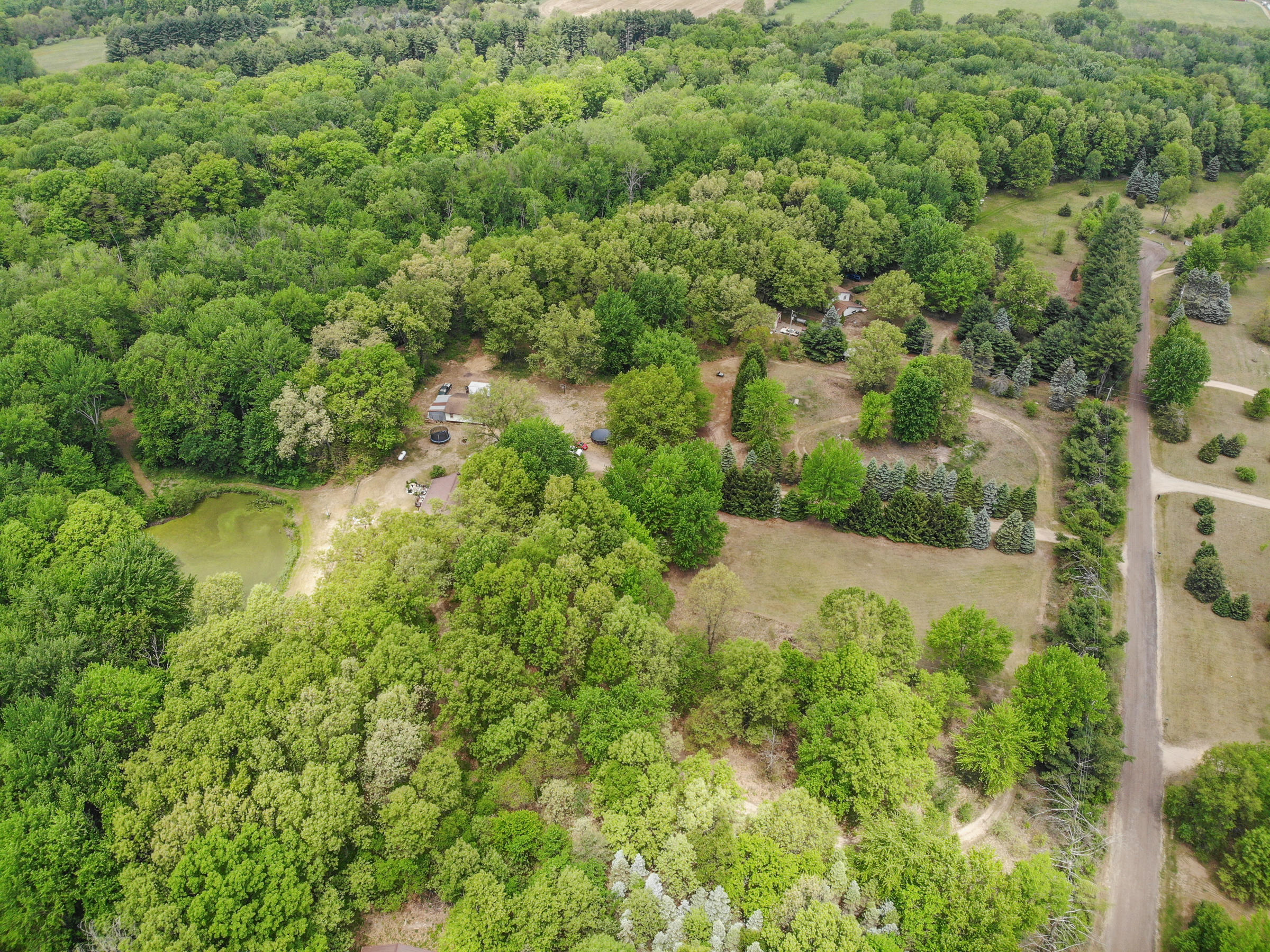 9653 Belleview-501