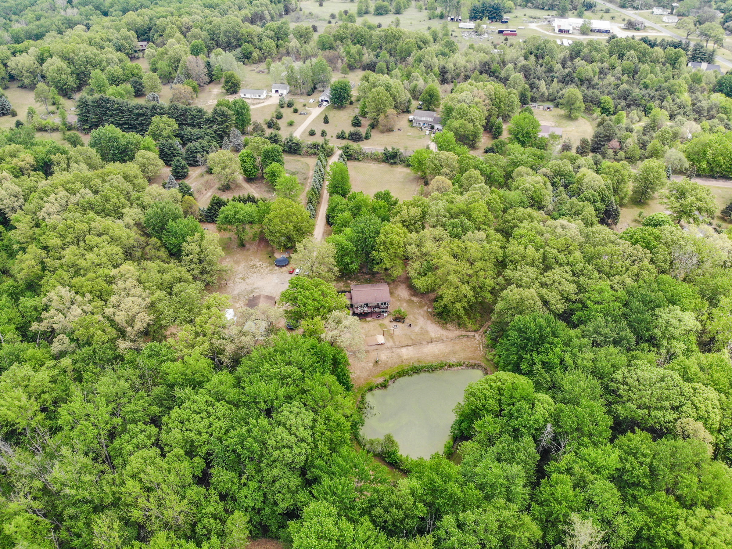 9653 Belleview-504