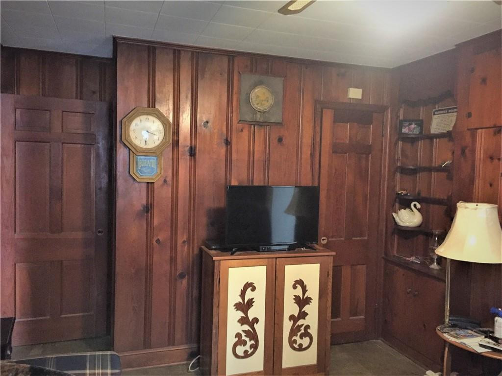 1985 Wheeler Bridge Road Burlington, NC 27215 - Photo 8 of 22 Gallery Image 8
