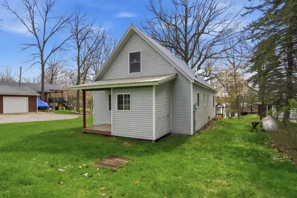 $235,000 | 9361 Miramichi Drive, Evart, MI 49631