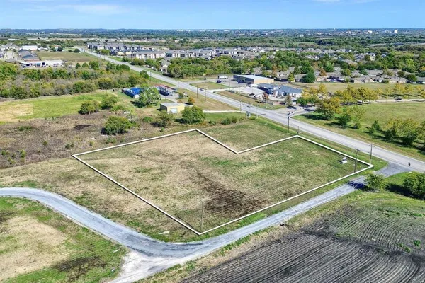 a view of entryway with outdoor area
