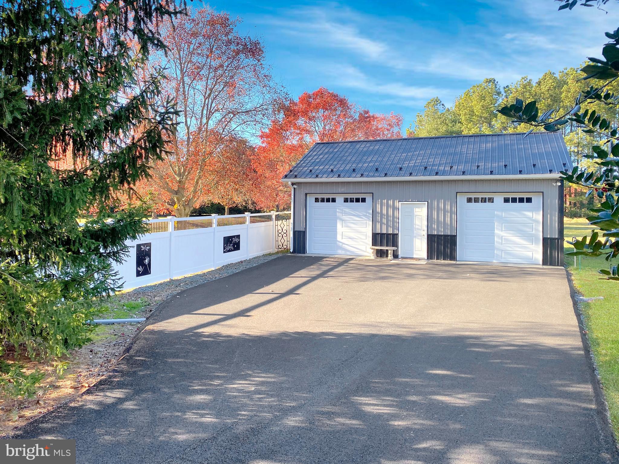 11963 Homestead View Road Worton, MD 21678 - Photo 5 of 48 Paved Driveway
