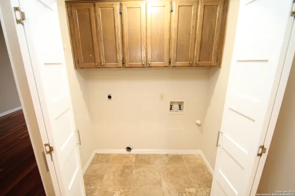 $1,975 | 25138 Summit Creek, San Antonio, TX 78258