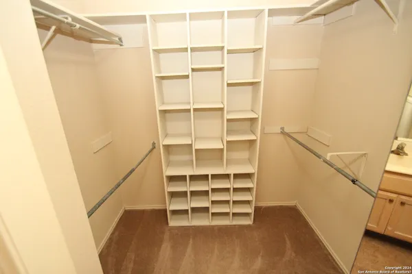 $1,975 | 25138 Summit Creek, San Antonio, TX 78258