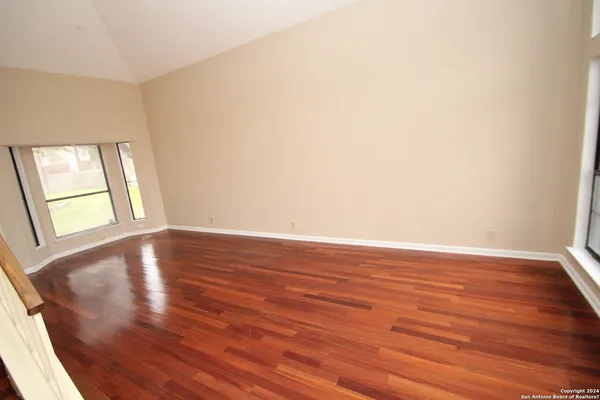 $1,975 | 25138 Summit Creek, San Antonio, TX 78258