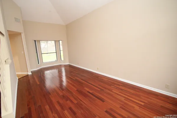 $1,975 | 25138 Summit Creek, San Antonio, TX 78258