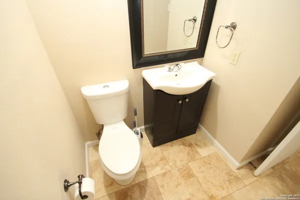 $1,975 | 25138 Summit Creek, San Antonio, TX 78258