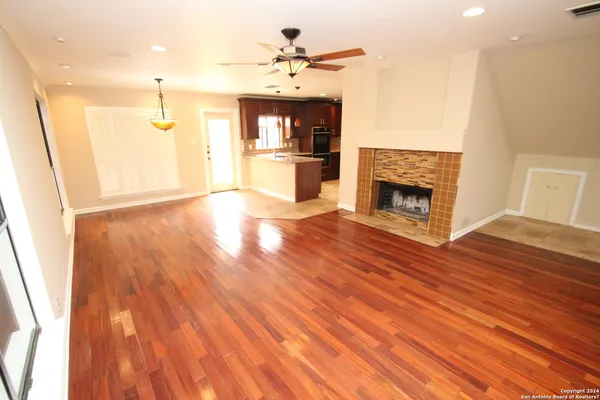 $1,975 | 25138 Summit Creek, San Antonio, TX 78258