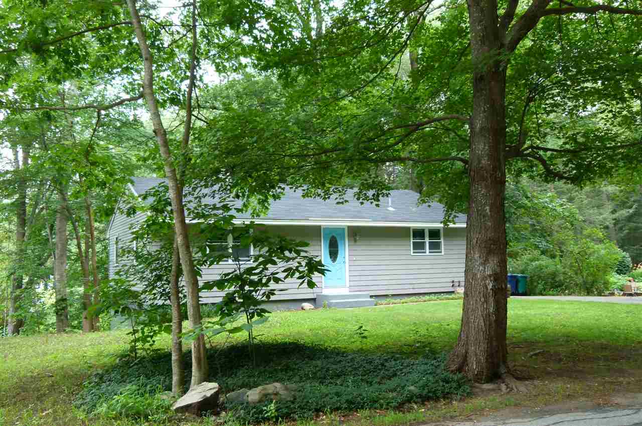 68 Mary Batchelder Road Hampton, NH 03842 - Photo 2 of 38