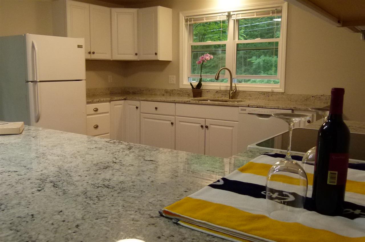68 Mary Batchelder Road Hampton, NH 03842 - Photo 12 of 38