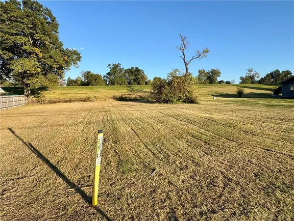 $60,000 | 15586 River Road, Hahnville, LA 70057