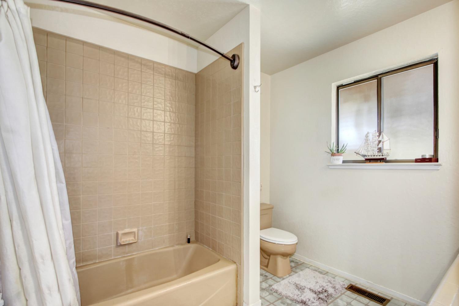 18119 Norlene Way Grass Valley, CA 95949 - Photo 67 of 93