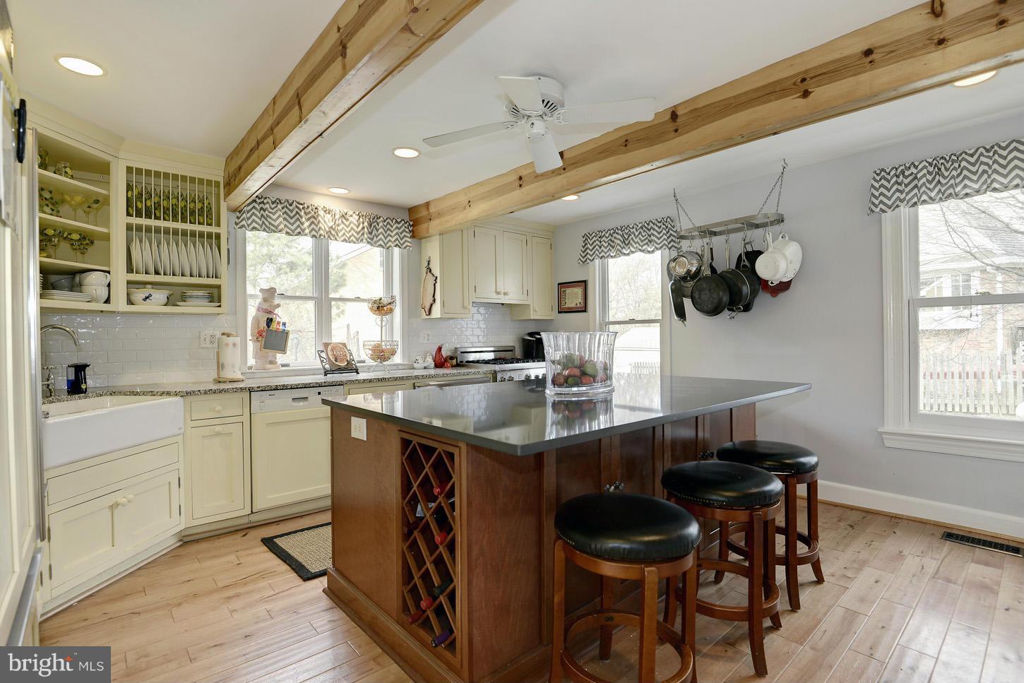 1814 Birch Road McLean, VA 22101 - Photo 7 of 26 Kitchen