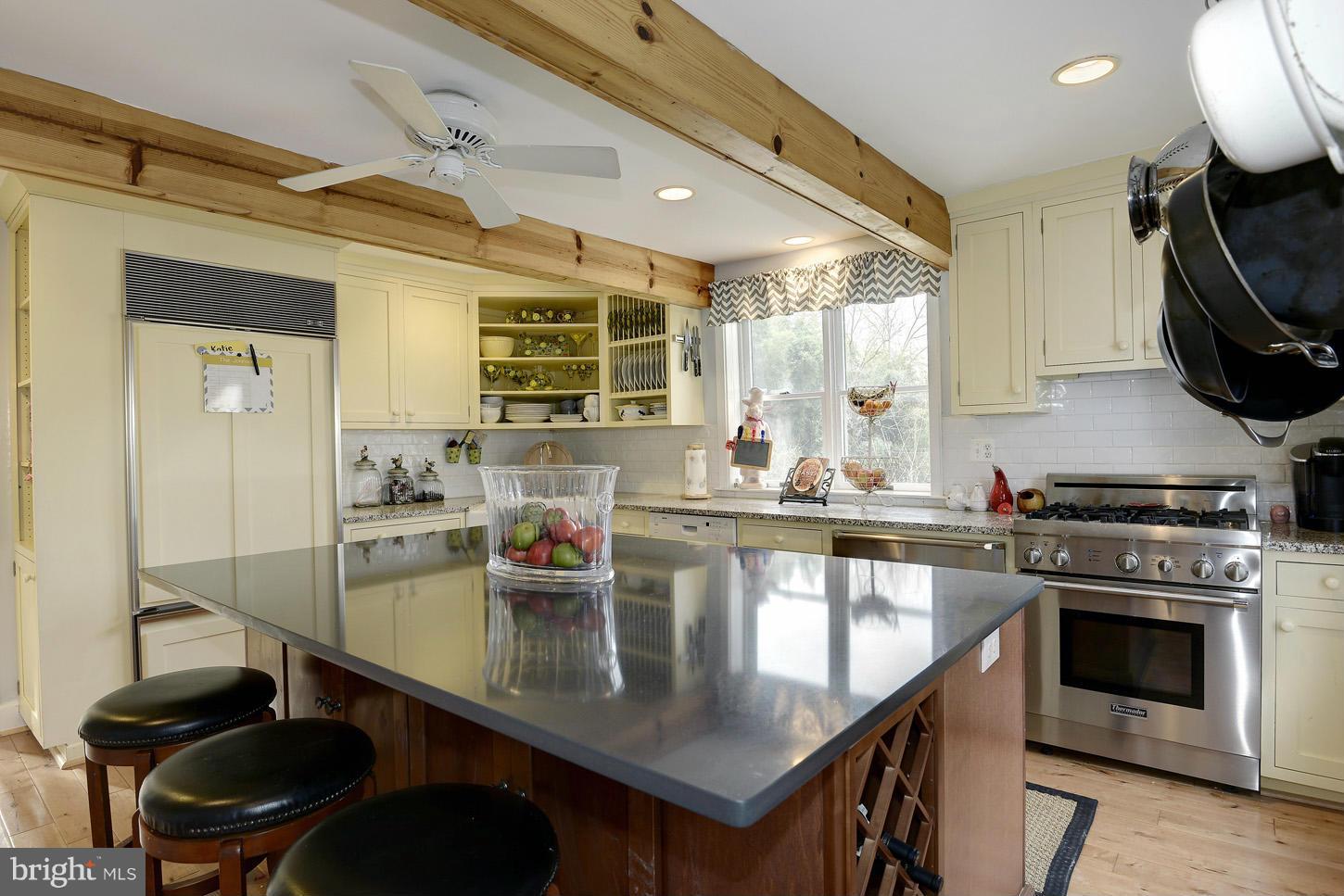 1814 Birch Road McLean, VA 22101 - Photo 8 of 26 Kitchen