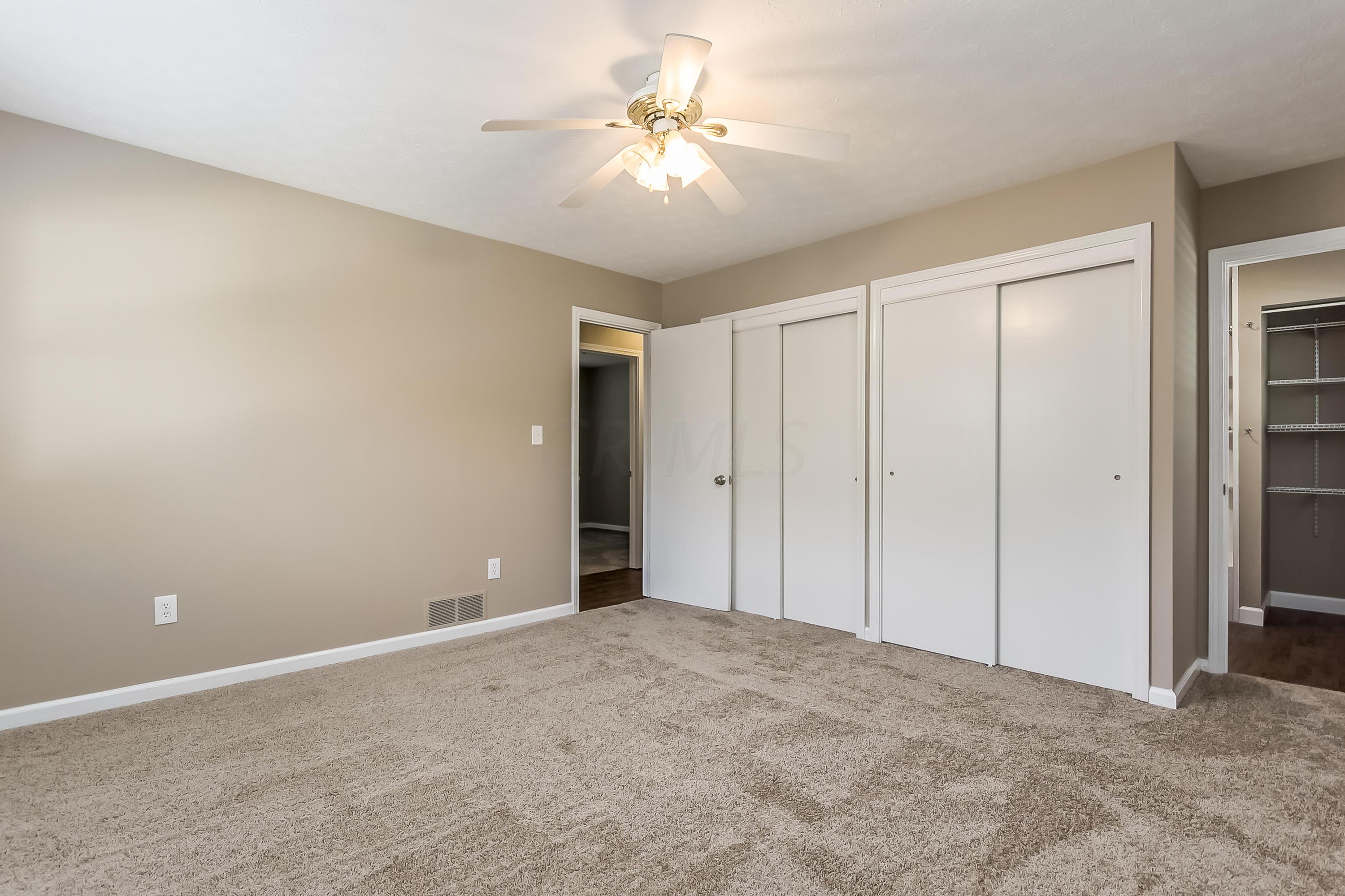 8001 Lewis Center Road Galena, OH 43021 - Photo 12 of 27