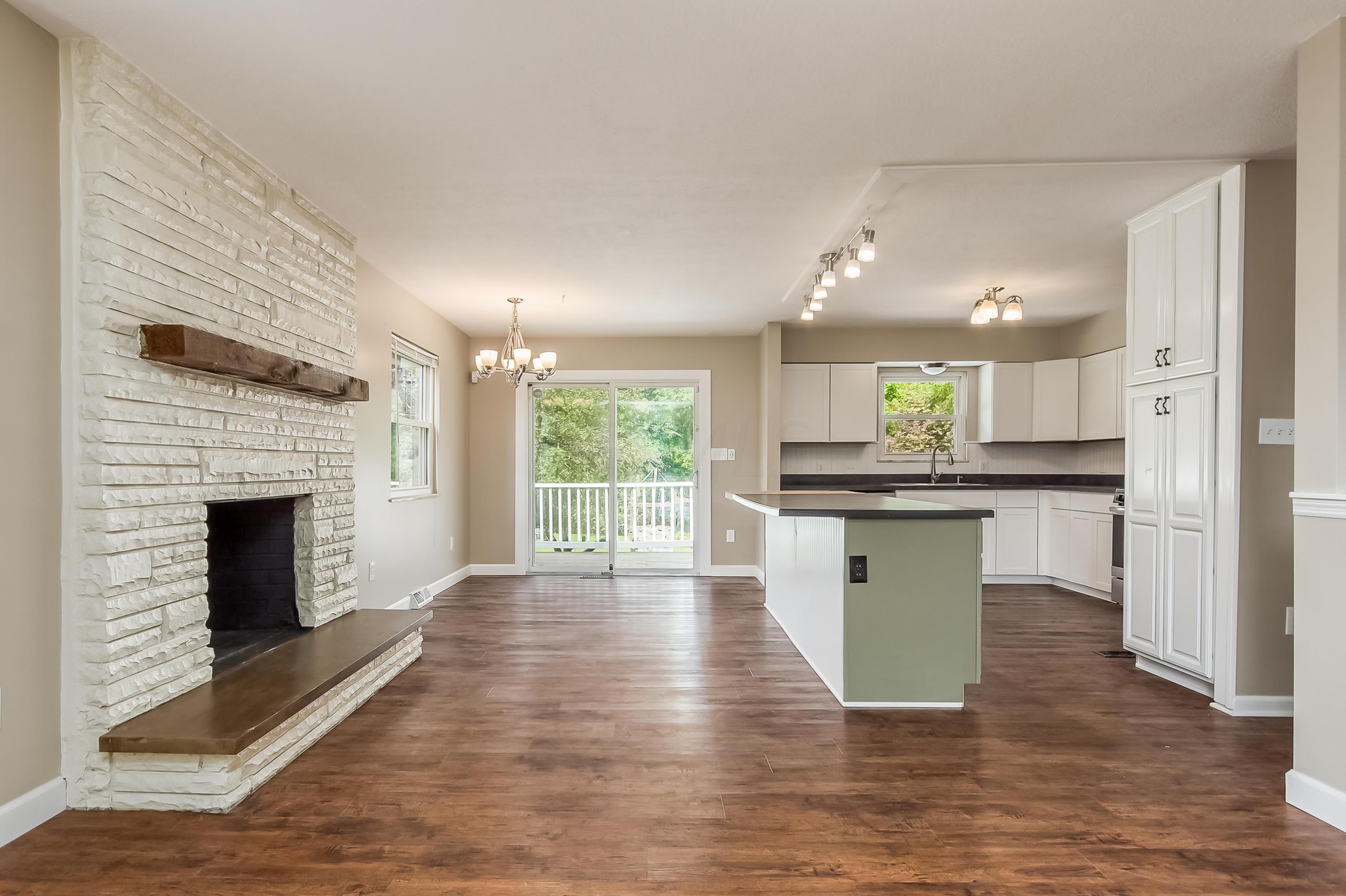 8001 Lewis Center Road Galena, OH 43021 - Photo 7 of 27
