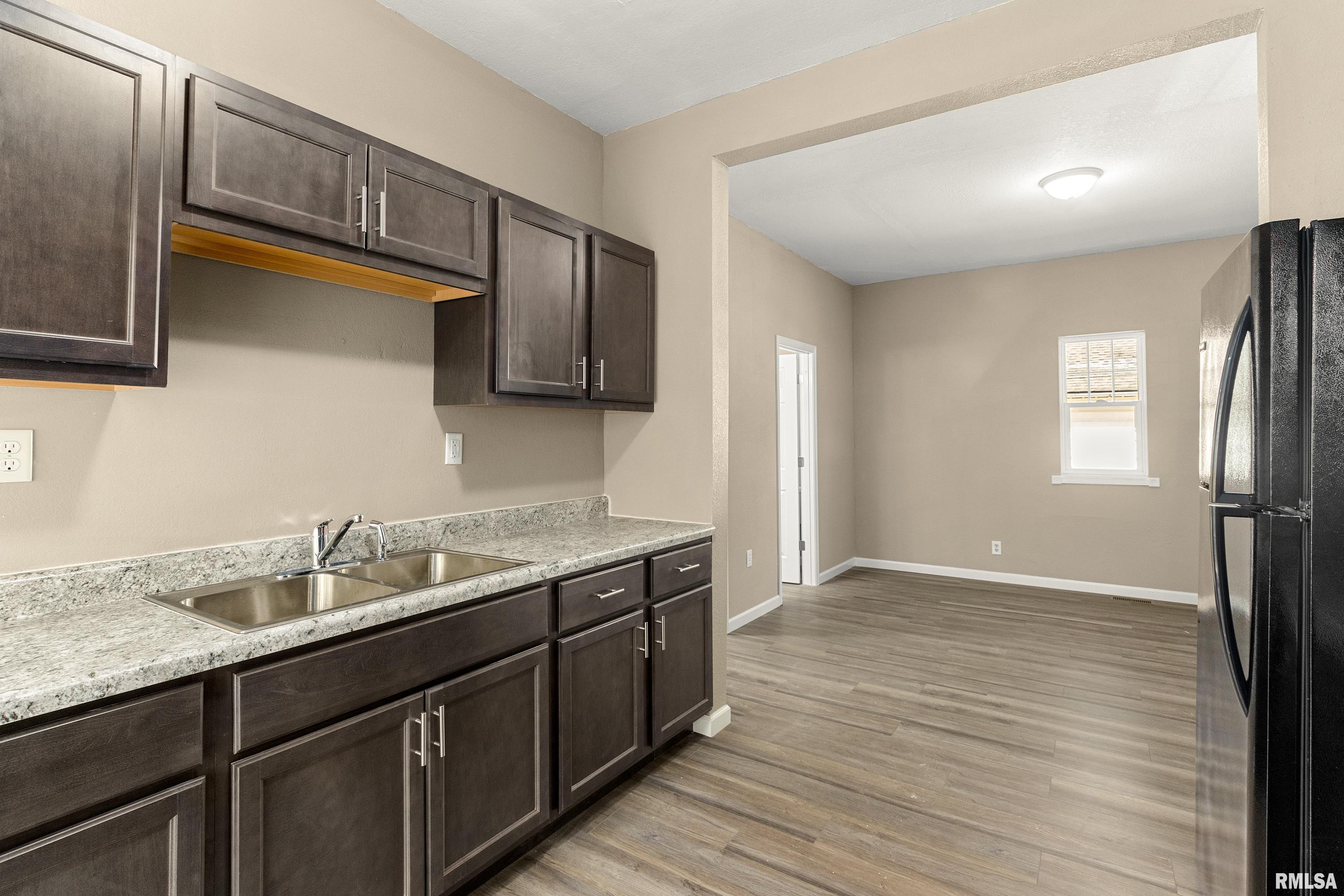 320 Walnut Street Pekin, IL 61554 - Photo 15 of 36