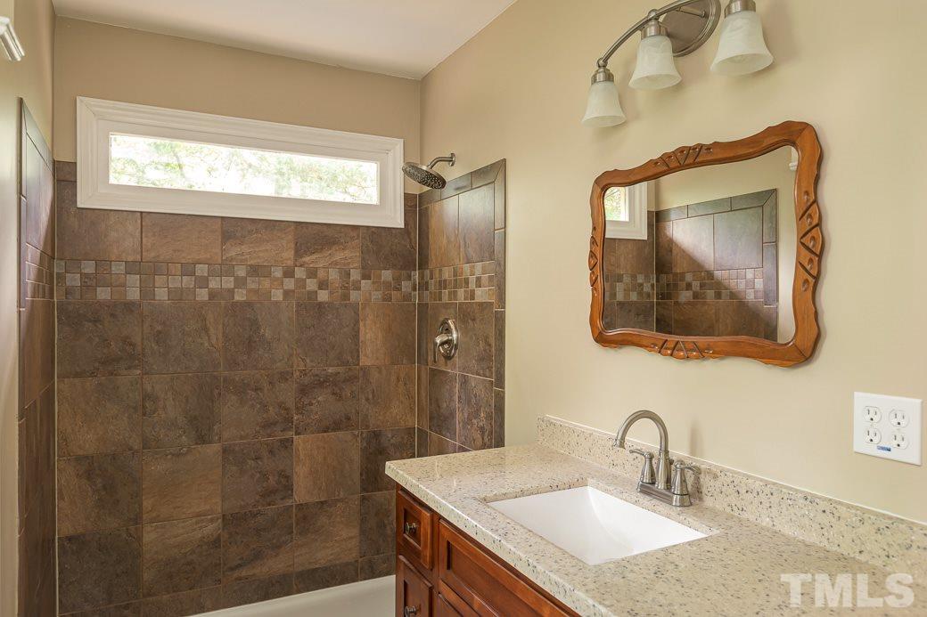 4705 Draper Road Raleigh, NC 27616 - Photo 14 of 23