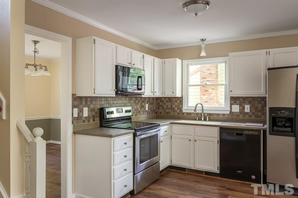 4705 Draper Road Raleigh, NC 27616 - Photo 7 of 23