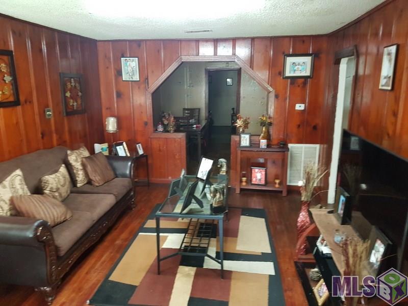 2435 68th Avenue Baton Rouge, LA 70807 - Photo 3 of 9 Gallery Image 3