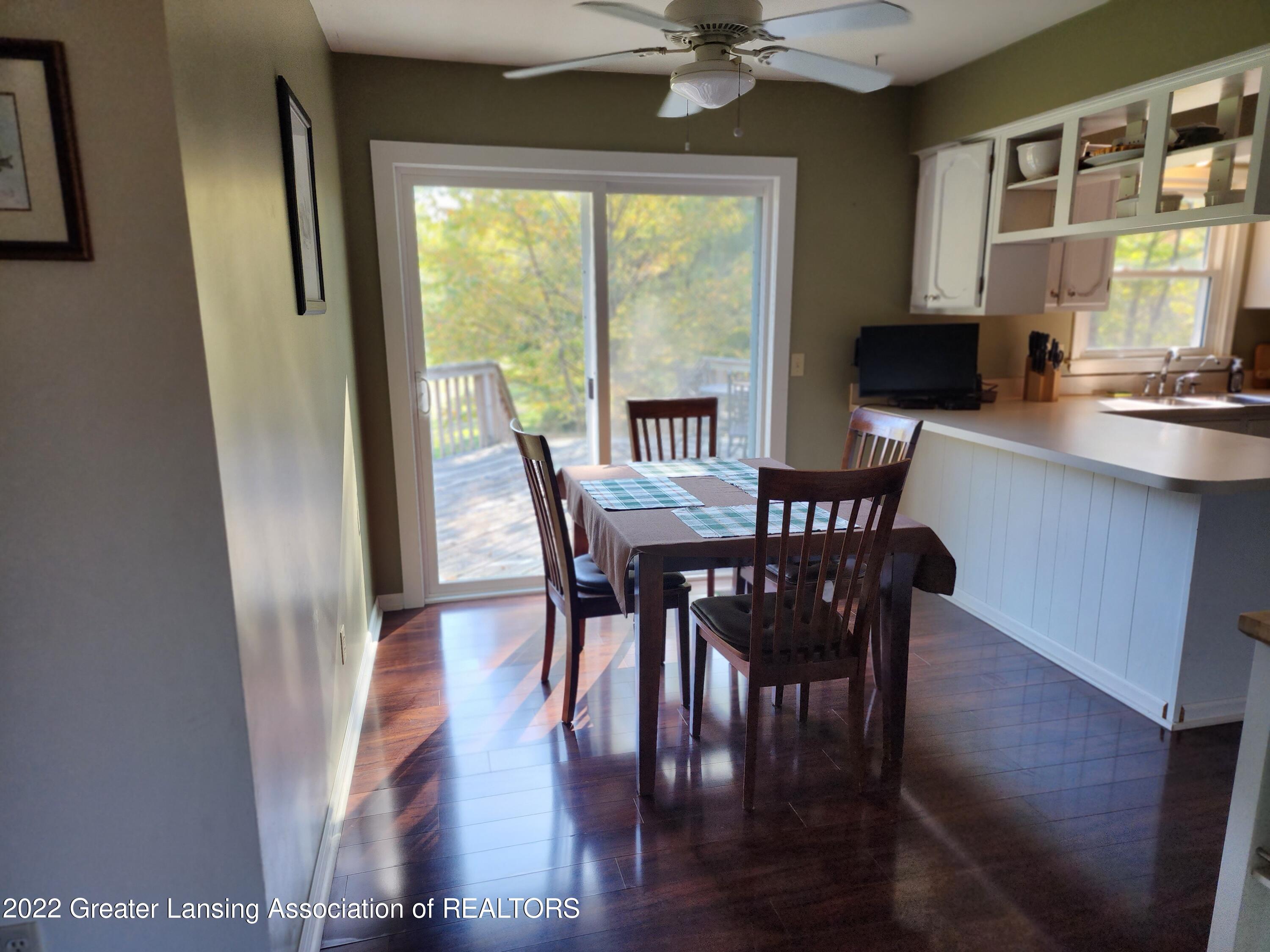 2557 Holt Road Mason, MI 48854 - Photo 5 of 17 20221010_150716