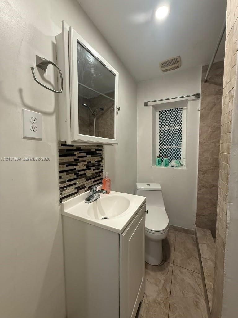 2484 Southwest 10th Street, Unit 3 Miami, FL 33135 - Photo 23 of 27 Gallery Image 23