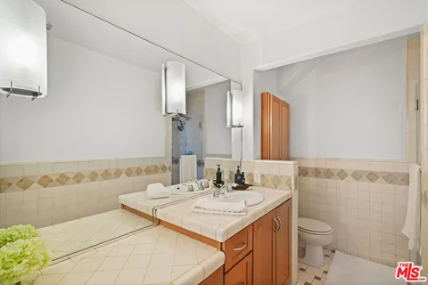 $1,495,000 | 18203 Coastline Drive, Unit 4, Malibu, CA 90265