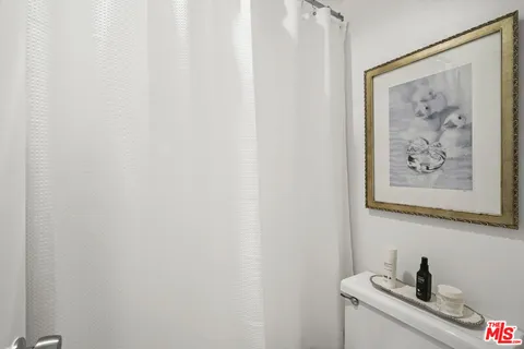 $1,495,000 | 18203 Coastline Drive, Unit 4, Malibu, CA 90265