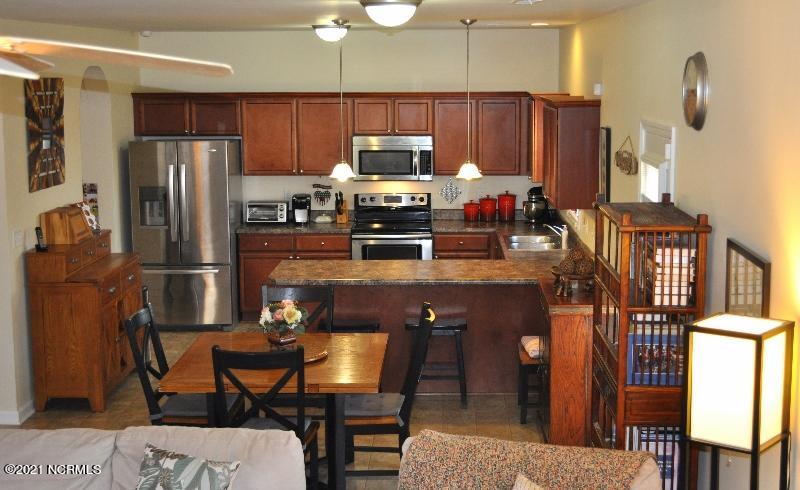 206 Rudolph Lane Hubert, NC 28539 - Photo 6 of 22 View of kitchen