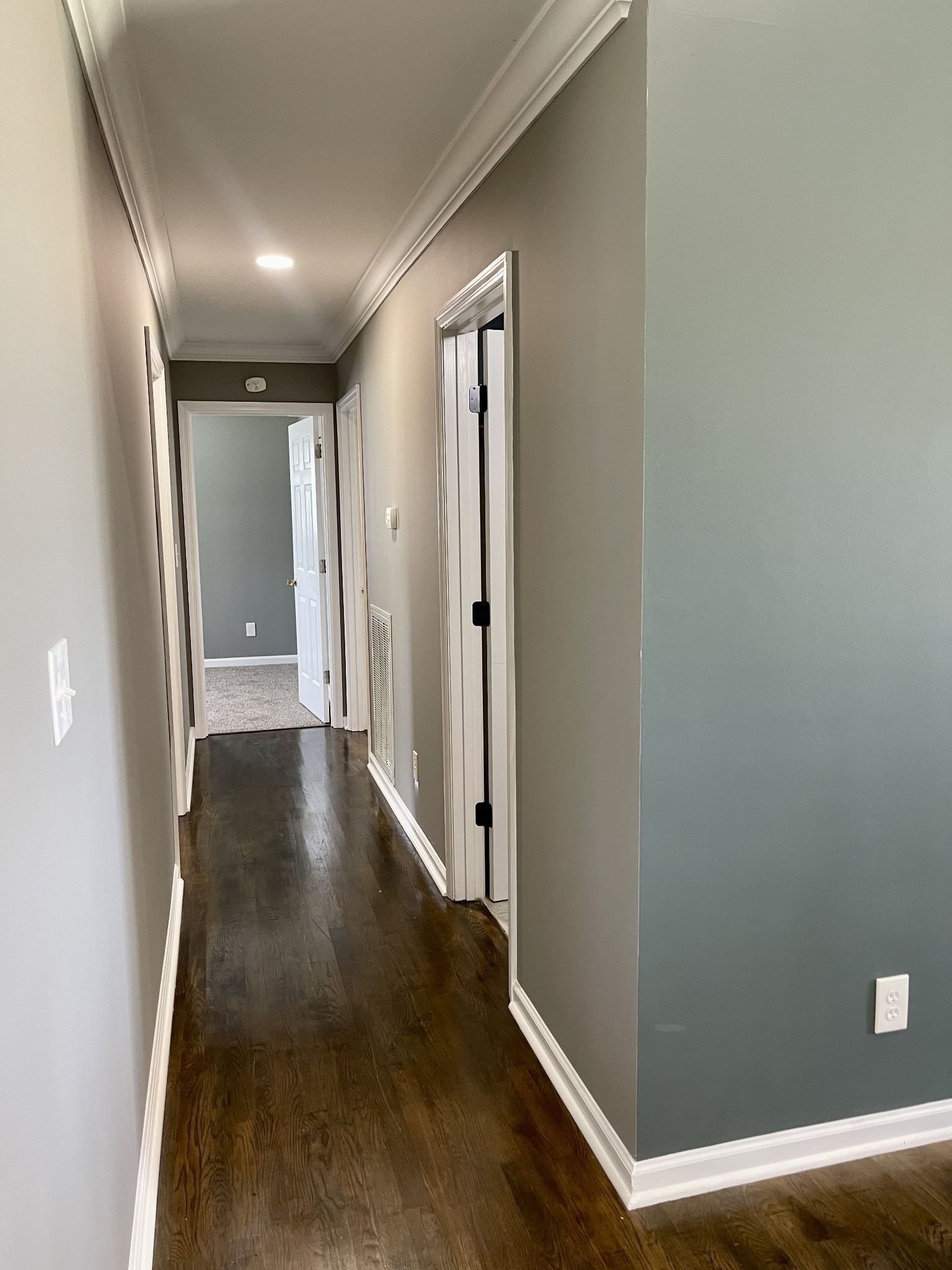 1213 West Point Road Lawrenceburg, TN 38464 - Photo 21 of 37 a view of a hallway with wooden floor