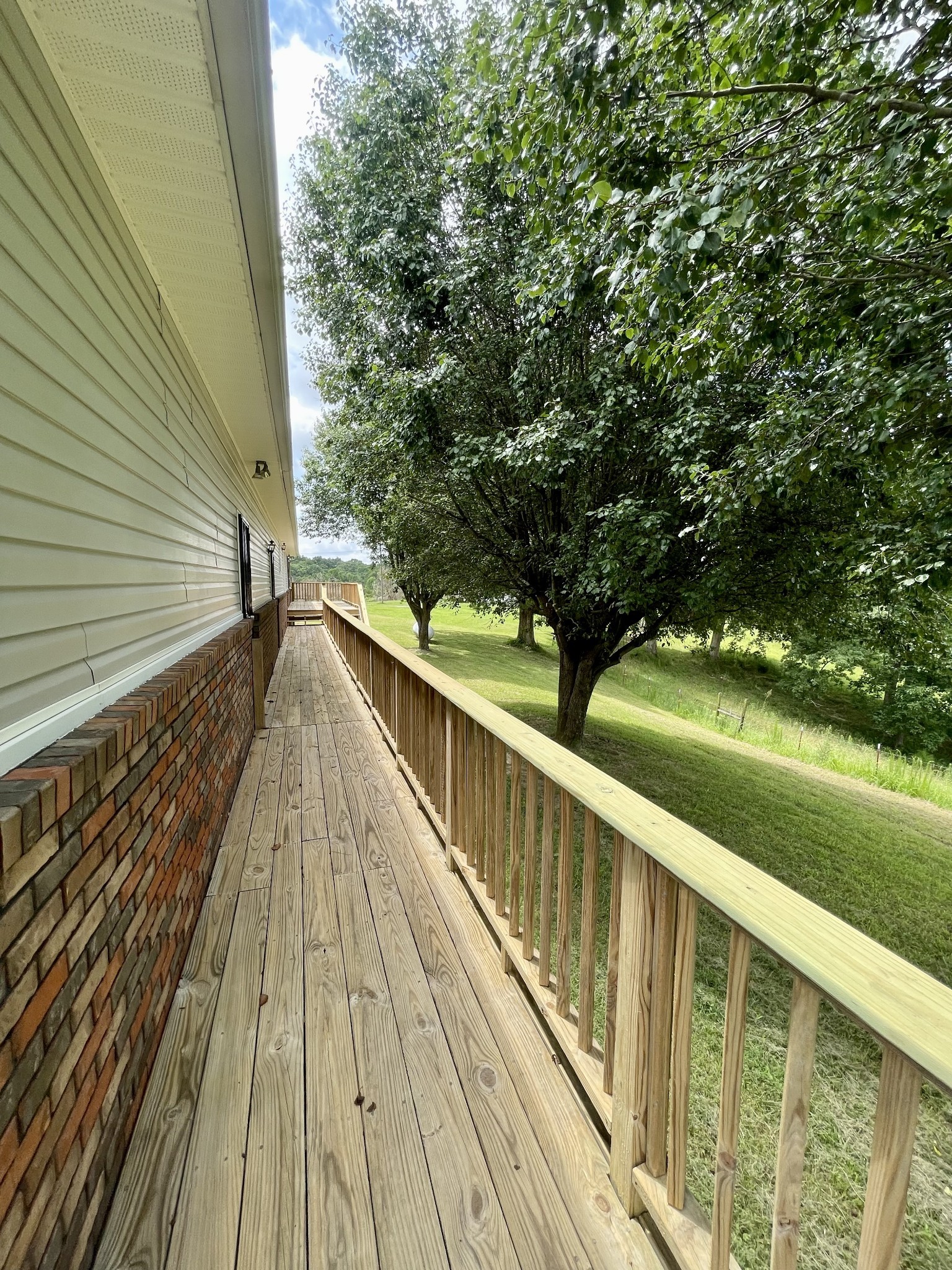 1213 West Point Road Lawrenceburg, TN 38464 - Photo 33 of 37 a view of balcony and yard