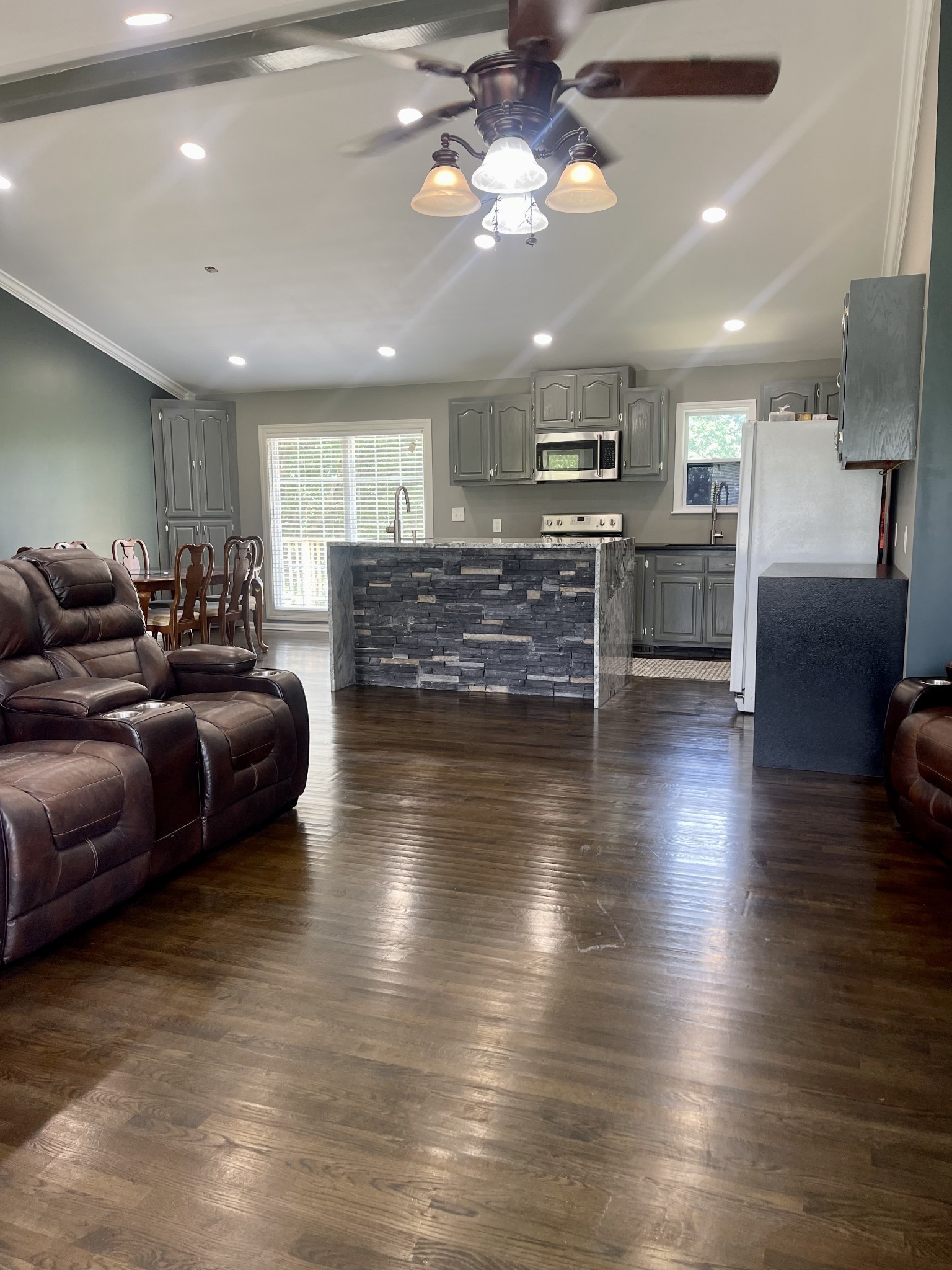 1213 West Point Road Lawrenceburg, TN 38464 - Photo 10 of 37 a living room with furniture and kitchen view