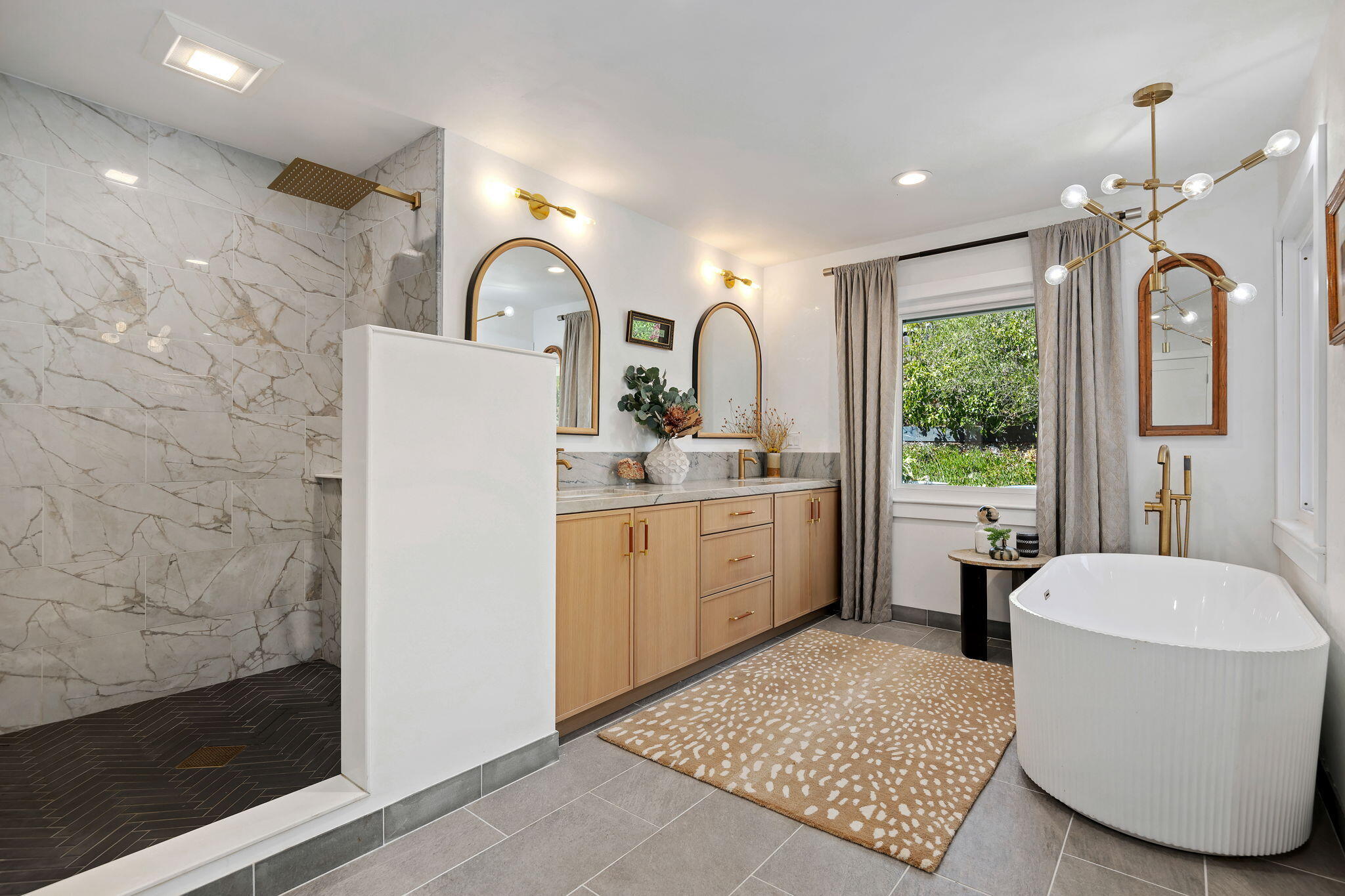 840 San Roque Road Santa Barbara, CA 93105 - Photo 25 of 68 Primary En Suite