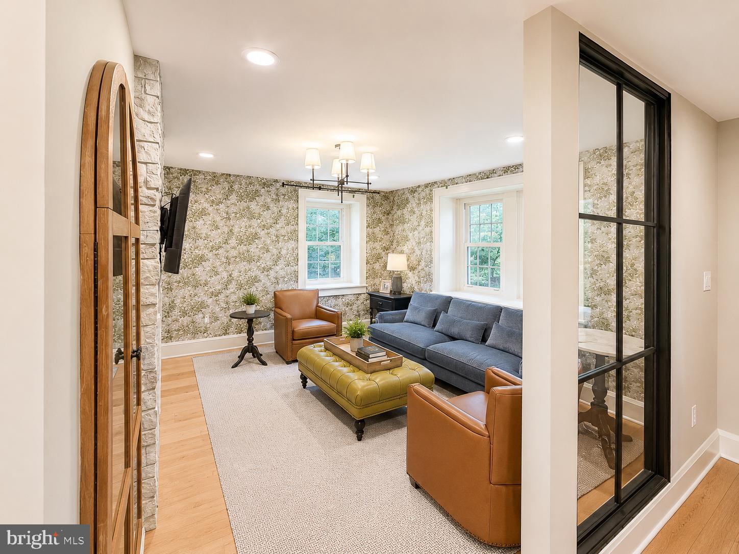 814 Edgewood Road Towson, MD 21286 - Photo 3 of 8