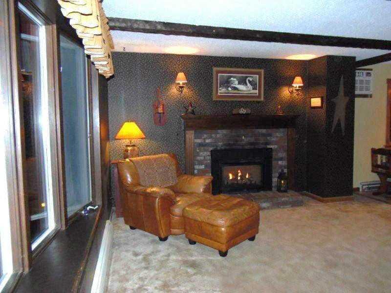115 Albion Road Waterville, ME 04901 - Photo 5 of 22 Living Room. Relax in this space