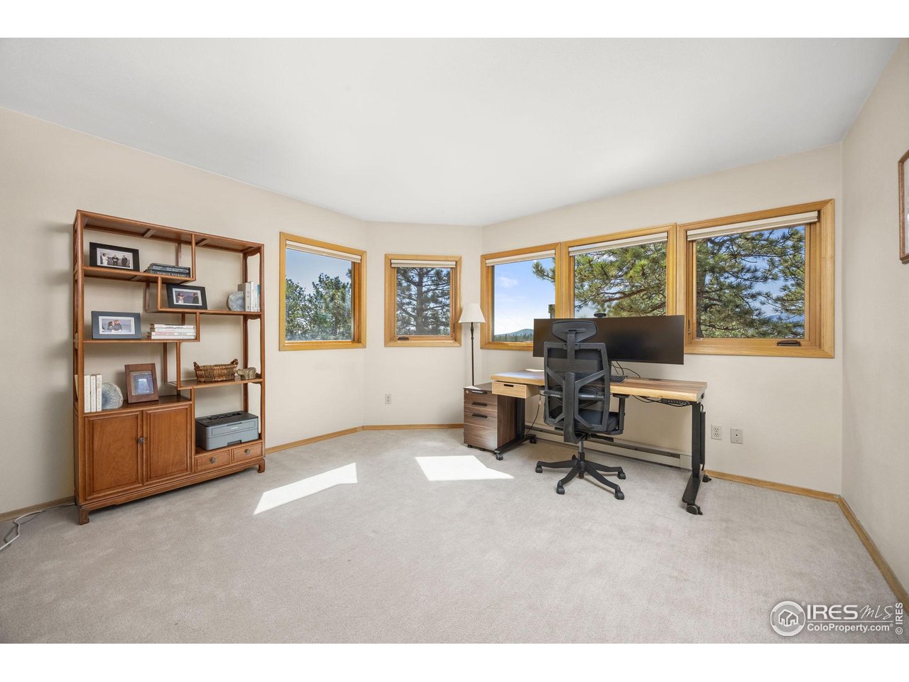 208 Coughlin Meadows Road Boulder, CO 80302 - Photo 33 of 50 Spacious 2nd floor guest bedroom has a treehouse-like feel