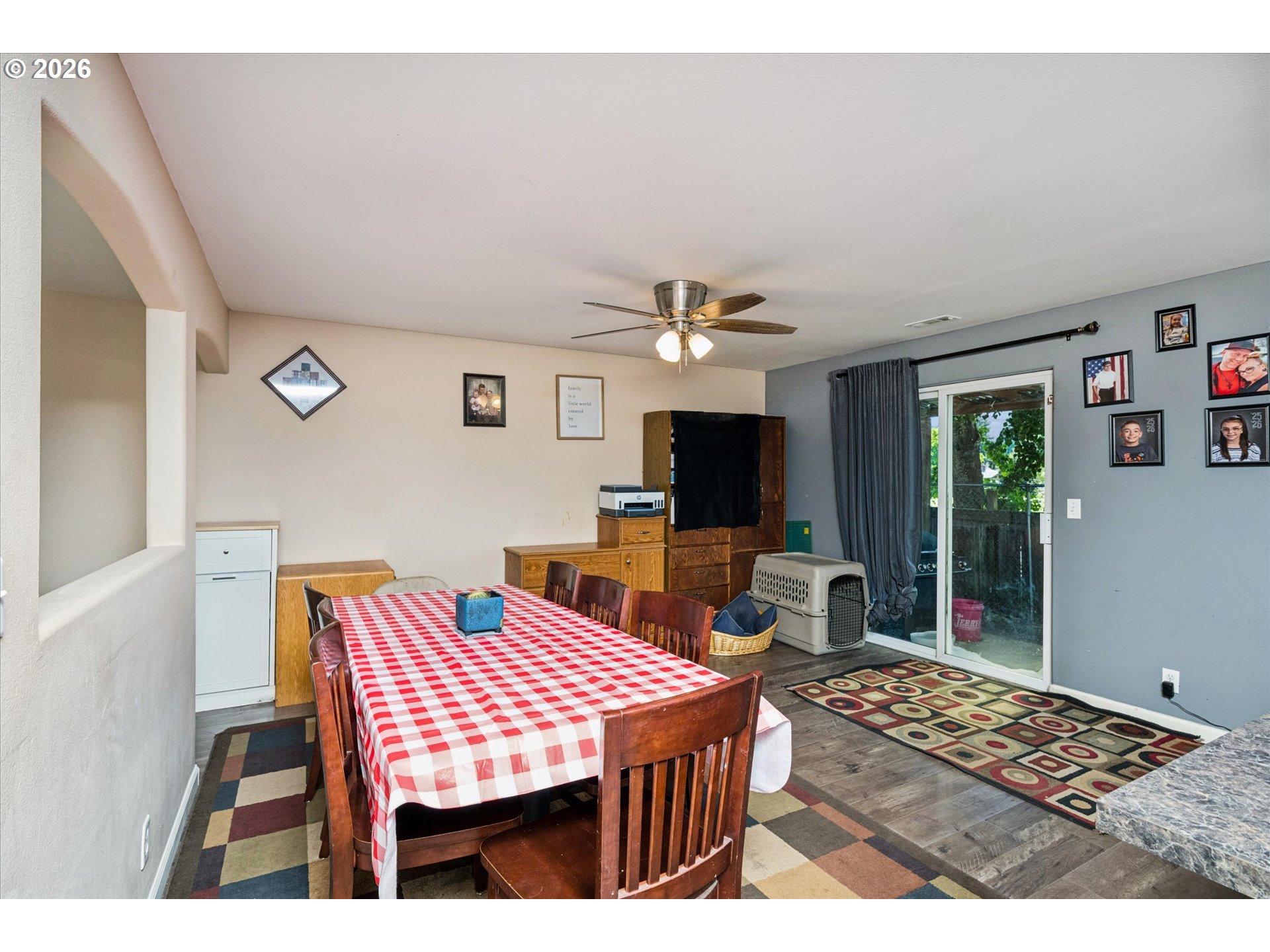 995 Kintzley Avenue Springfield, OR 97478 - Photo 9 of 47 Dining Room