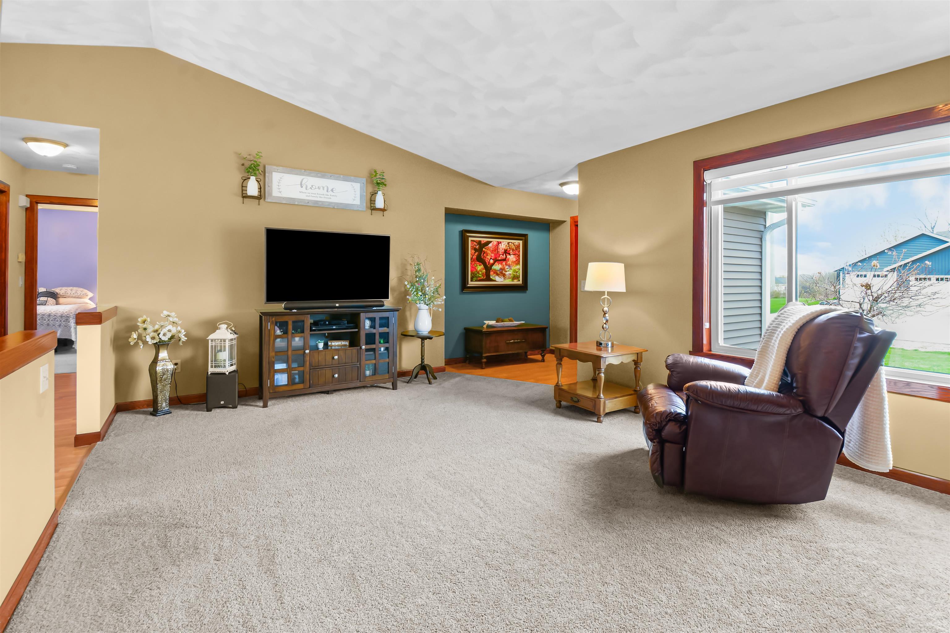 W5997 Garnet Drive Appleton, WI 54915 - Photo 7 of 58