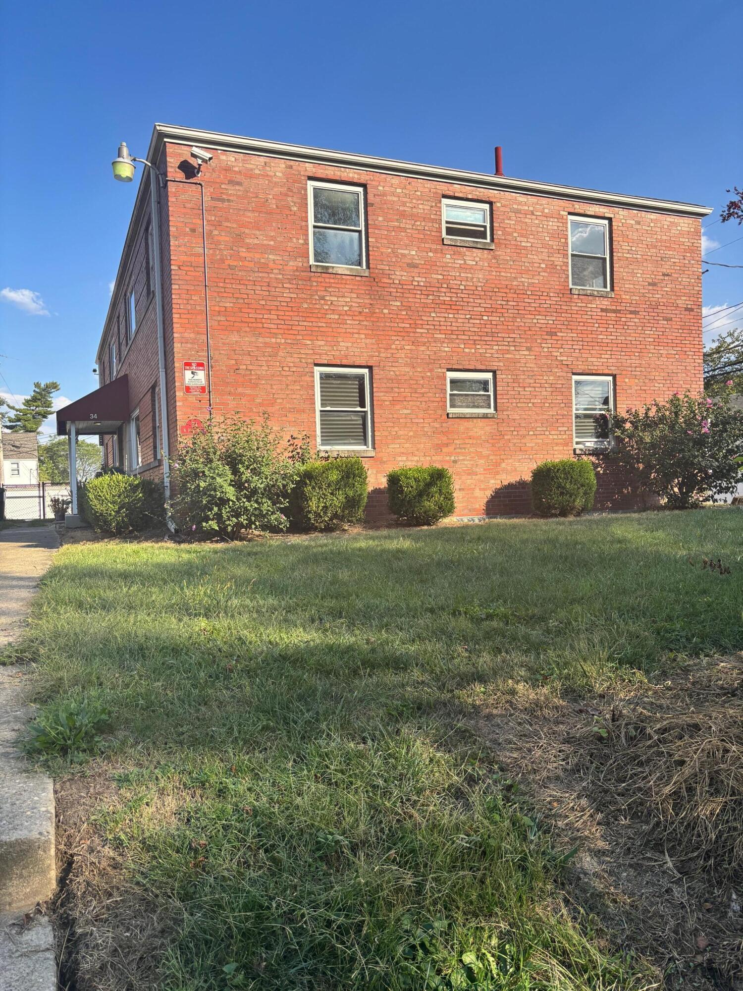 34 North Hampton Road, Unit C Columbus, OH 43213 - Photo 10 of 11 IMG_2367