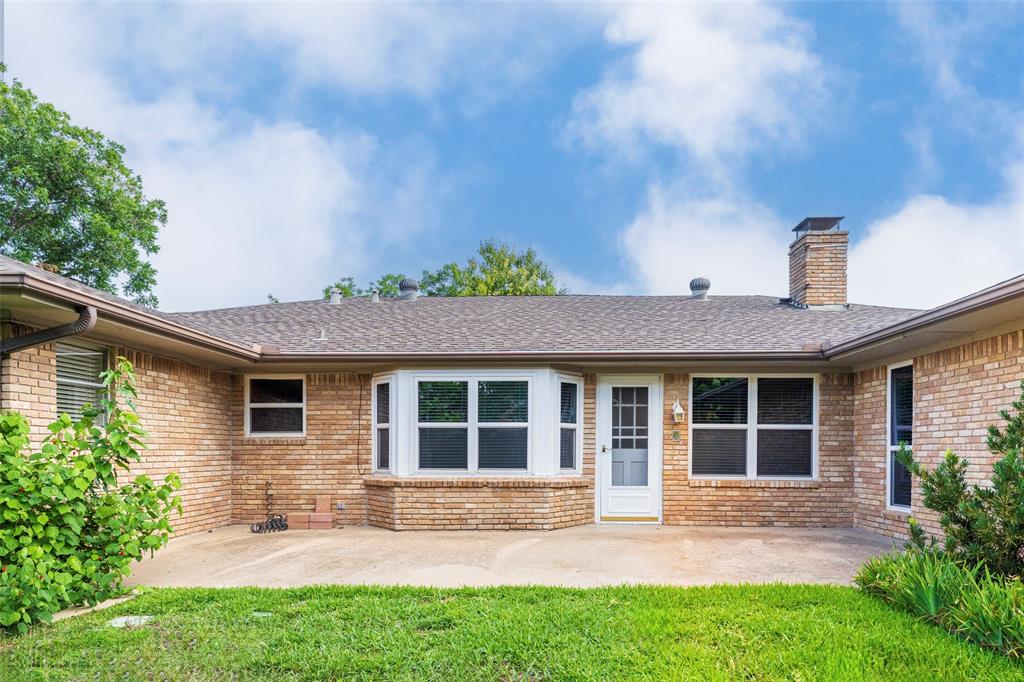 1008 Rocky Canyon Road Arlington, TX 76012 - Photo 33 of 37
