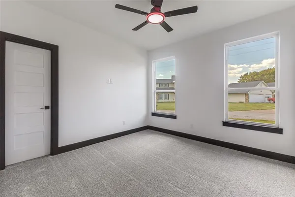 $569,900 | 18508 Hickory Circle, Kemp, TX 75143