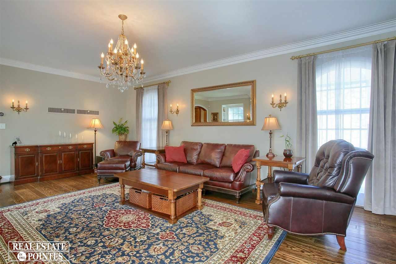253 Lewiston Road Grosse Pointe Farms, MI 48236 - Photo 8 of 41
