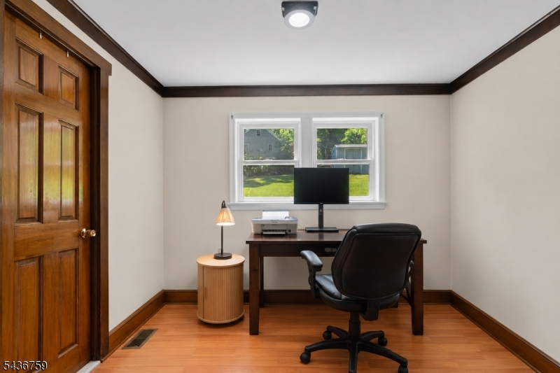 46 Ideal Street Gillette, NJ 07933 - Photo 18 of 47