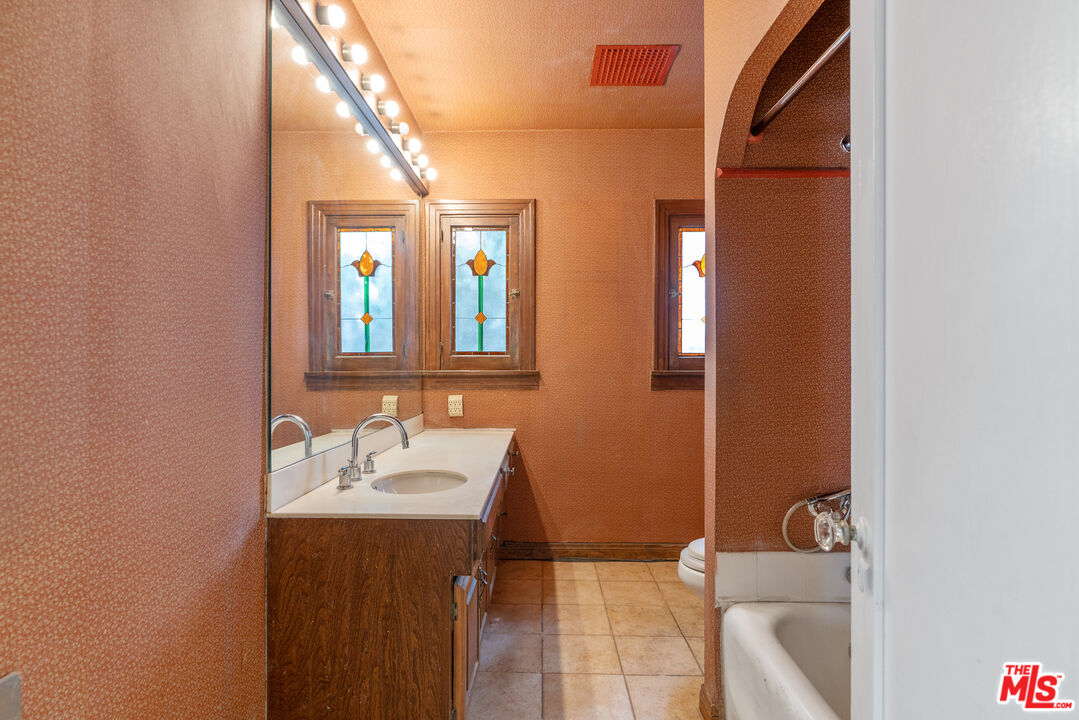 130 South Carson Road Beverly Hills, CA 90211 - Photo 14 of 50 Gallery Image 14