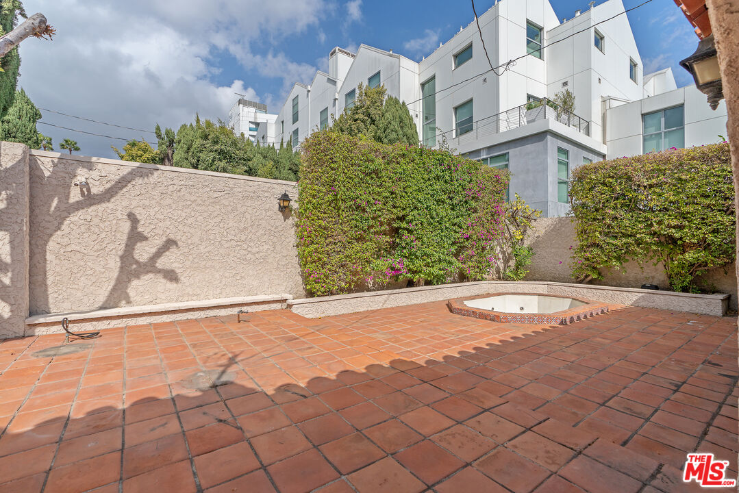 130 South Carson Road Beverly Hills, CA 90211 - Photo 36 of 50 Gallery Image 36