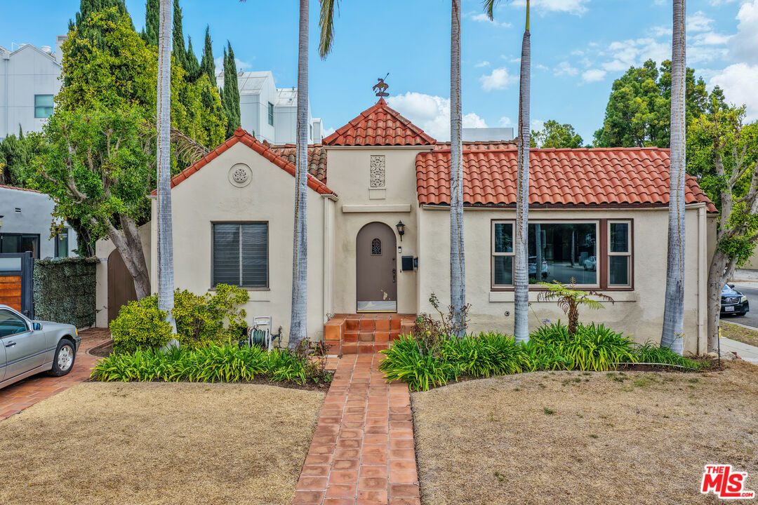 130 South Carson Road Beverly Hills, CA 90211 - Photo 46 of 50 Gallery Image 46