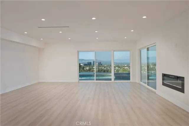 $3,995,000 | 5099 Llano Drive, Woodland Hills, CA 91364